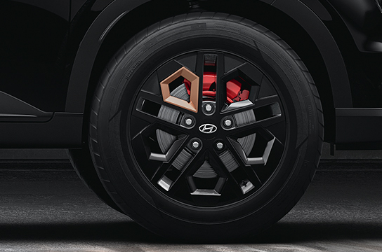 BLACK PAINTED ALLOY WHEEL WITH RED BRAKE CALIPERS
