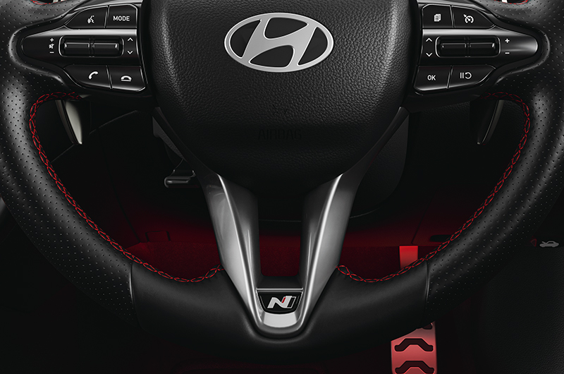 3 SPOKE STEERING WHEEL WITH N LOGO