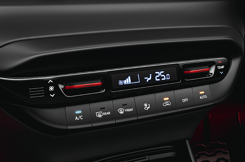FULLY AUTOMATIC AIR CONDITIONING