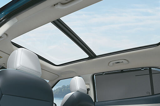 VOICE ENABLE SMART PANORAMIC SUNROOF