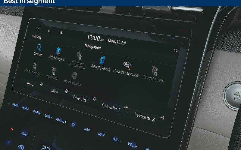 26.03 CM HD INFOTAINMENT SYSTEM